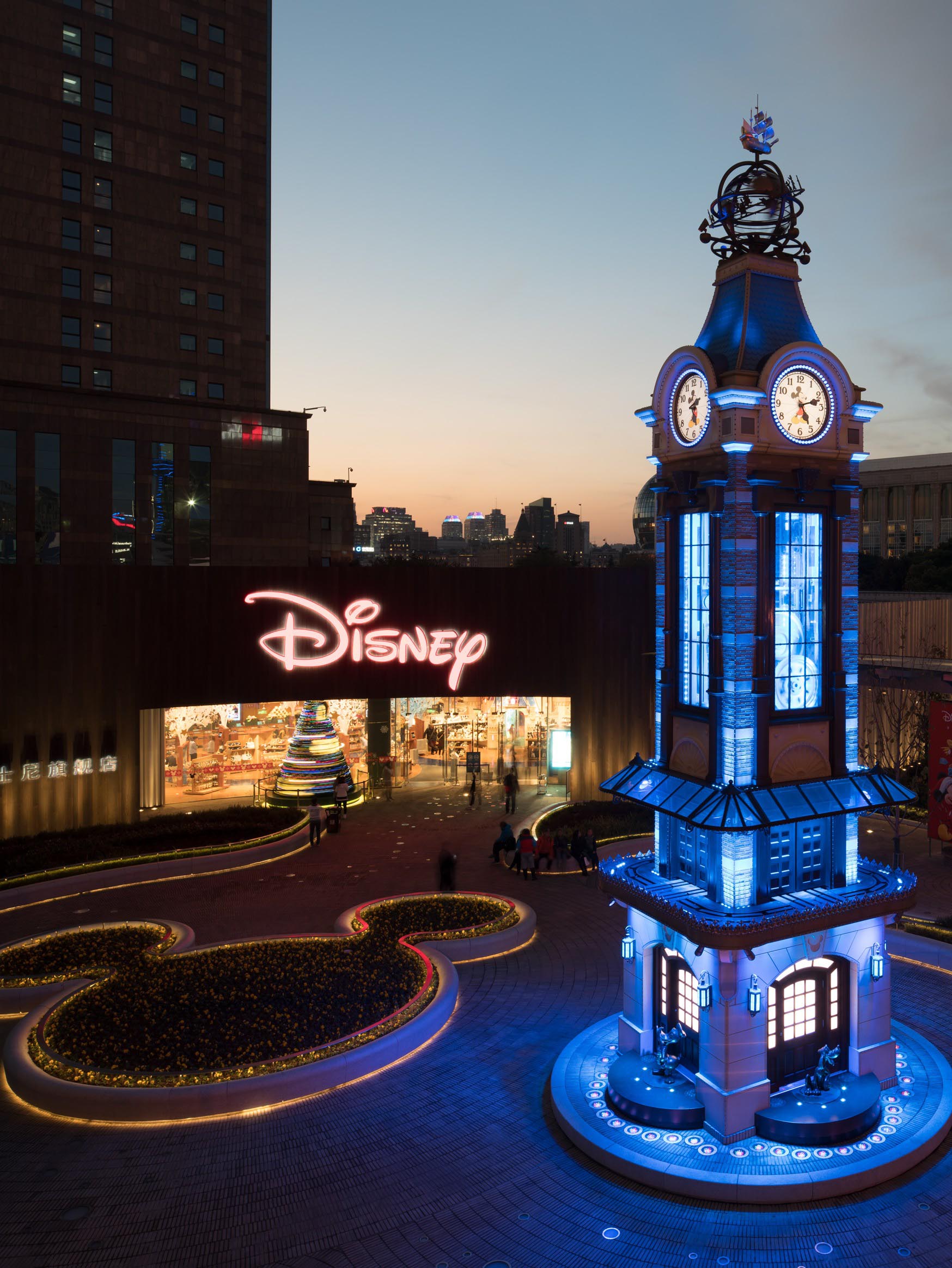 Disney store, Shanghai - Thermory